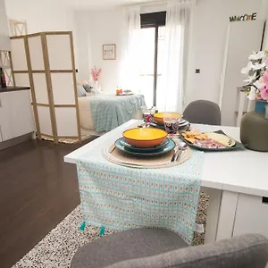 C80 - Rustic Chic Downtown Apartamento